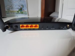face arrière tp-link MR600